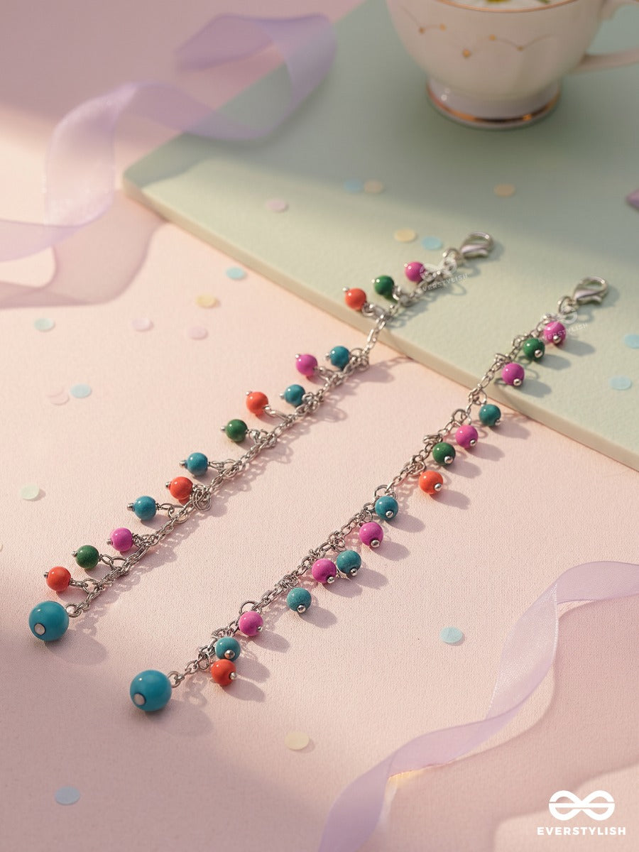 Pixie Confetti – Dainty Hair Clip Set Of 2 With Multicolour Beads And Silver Chains