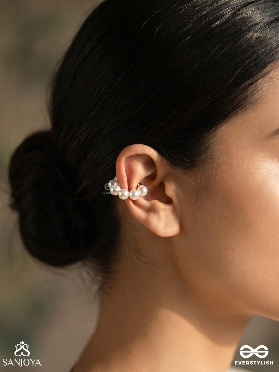 Motipankti – Row Of Pearls – Elegant Single Earcuff With Round Pearl Accents, Open Gold-Tone Hoop Form And A Soft Classic Finish