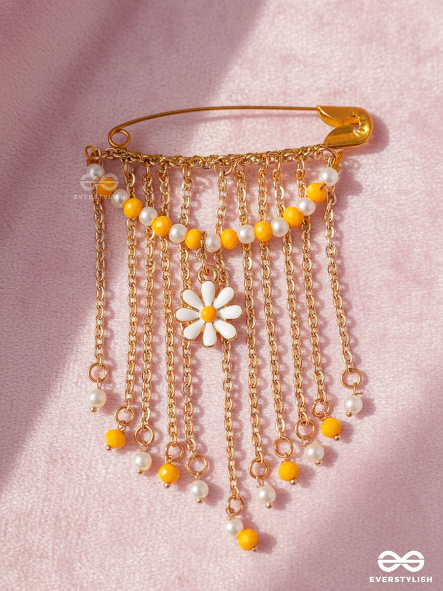 Sunpetal – Gold-Tone Brooch Pin With Daisy Motif, Mustard Beads And Pearl Drops