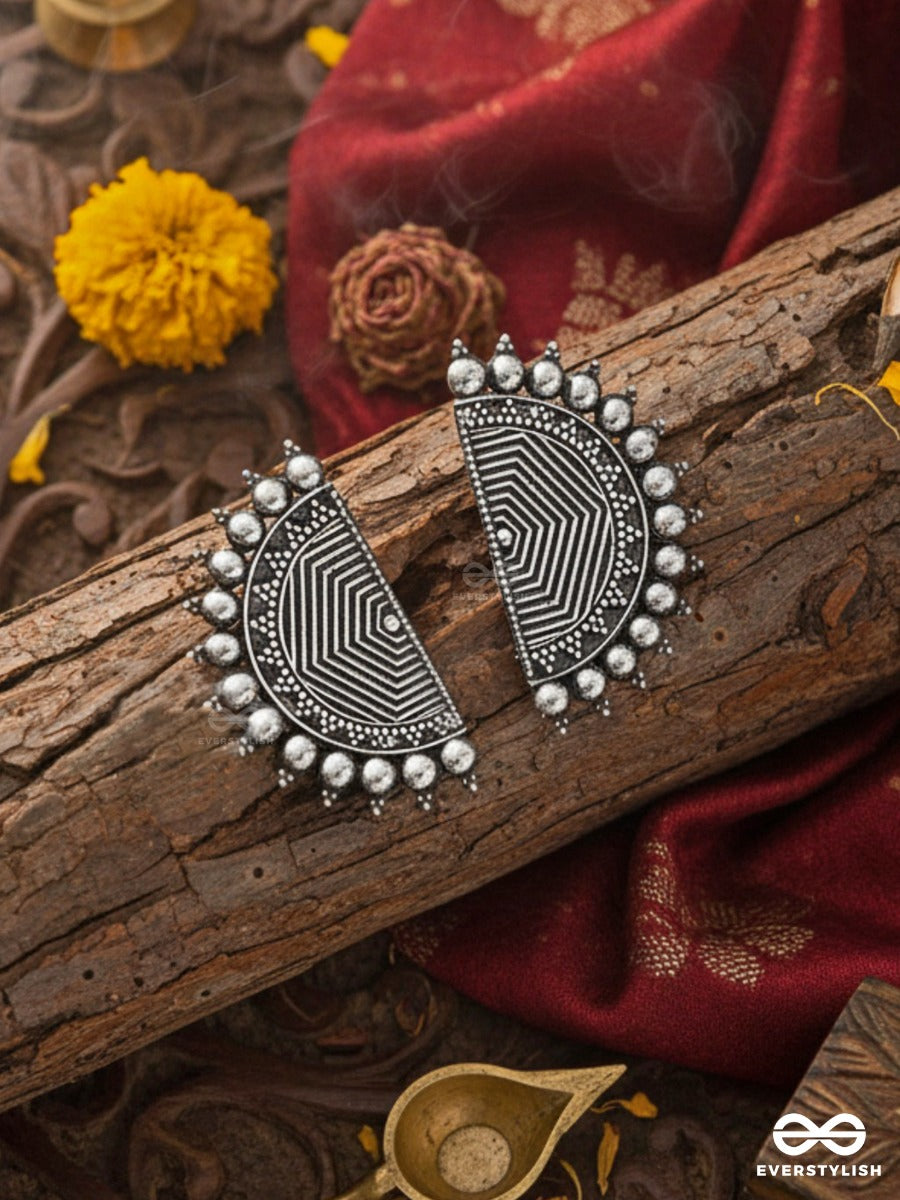 The Geometric Eclipsed Sun - Oxidised Boho Studs