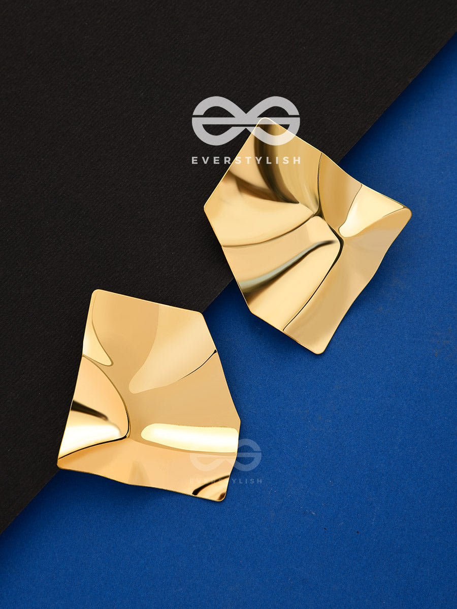 The Fluidic Chic Wrappers - Statements Studs