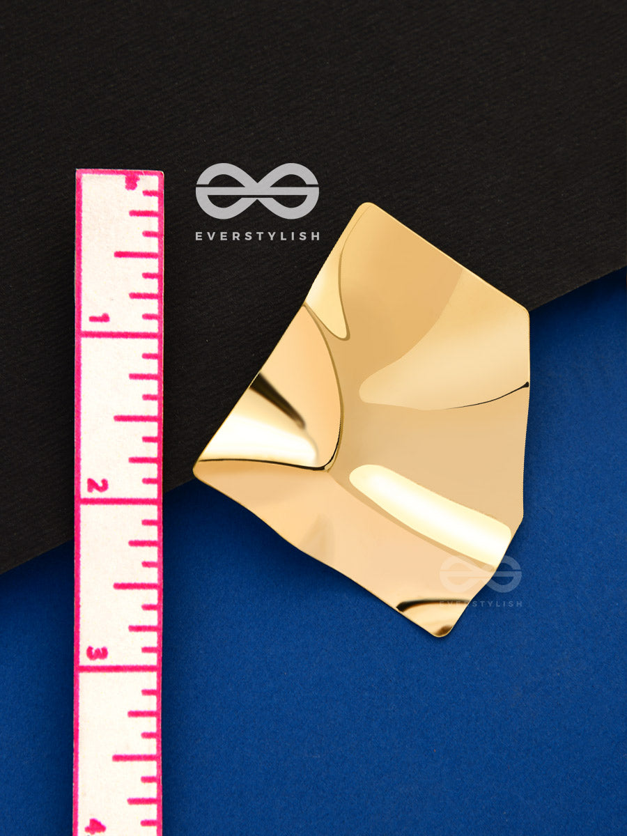 The Fluidic Chic Wrappers - Statements Studs