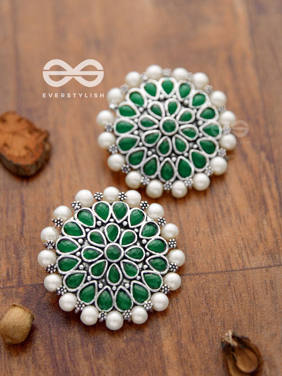 The Headturner's Blissful Emerald-Pearl Statement Earrings