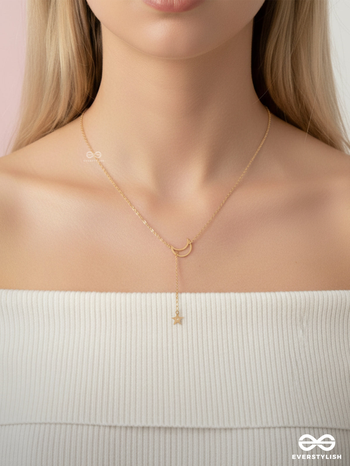 Wrapped In The Night-Sky - Golden Neckpiece With Anti-Tarnish Coating