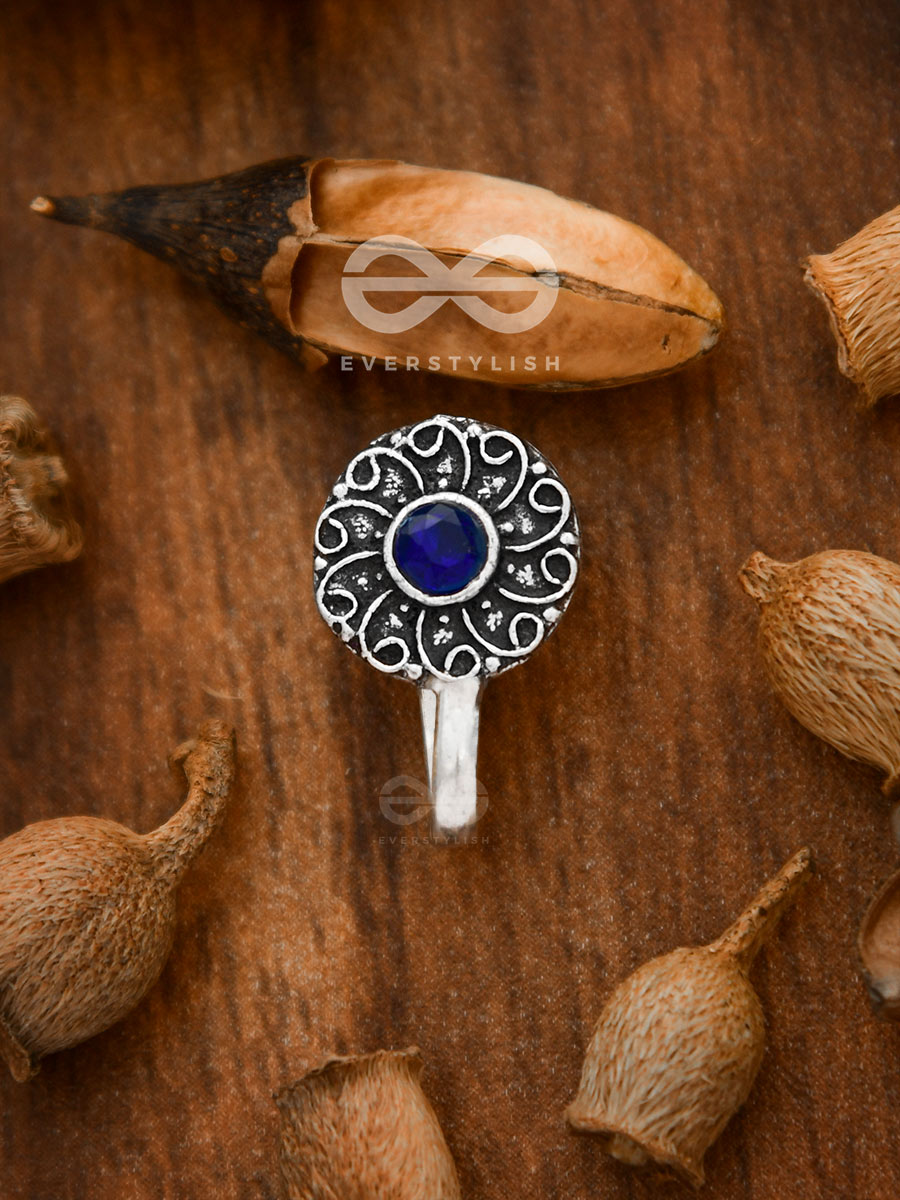 The Embellished Whirlwind - Oxidised Non-Pierced Nosering (Navy Blue)