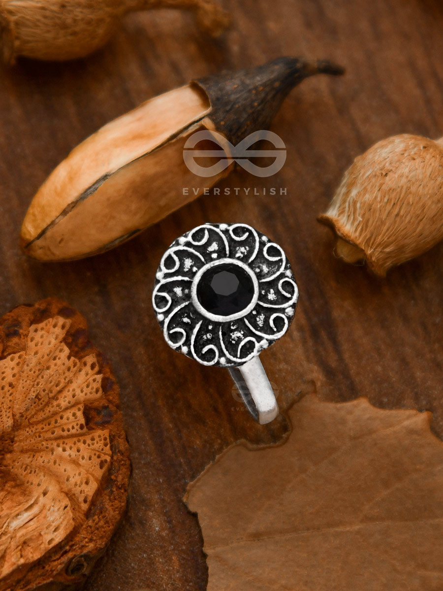 The Embellished Whirlwind - Oxidised Non-Pierced Nosering (Black)