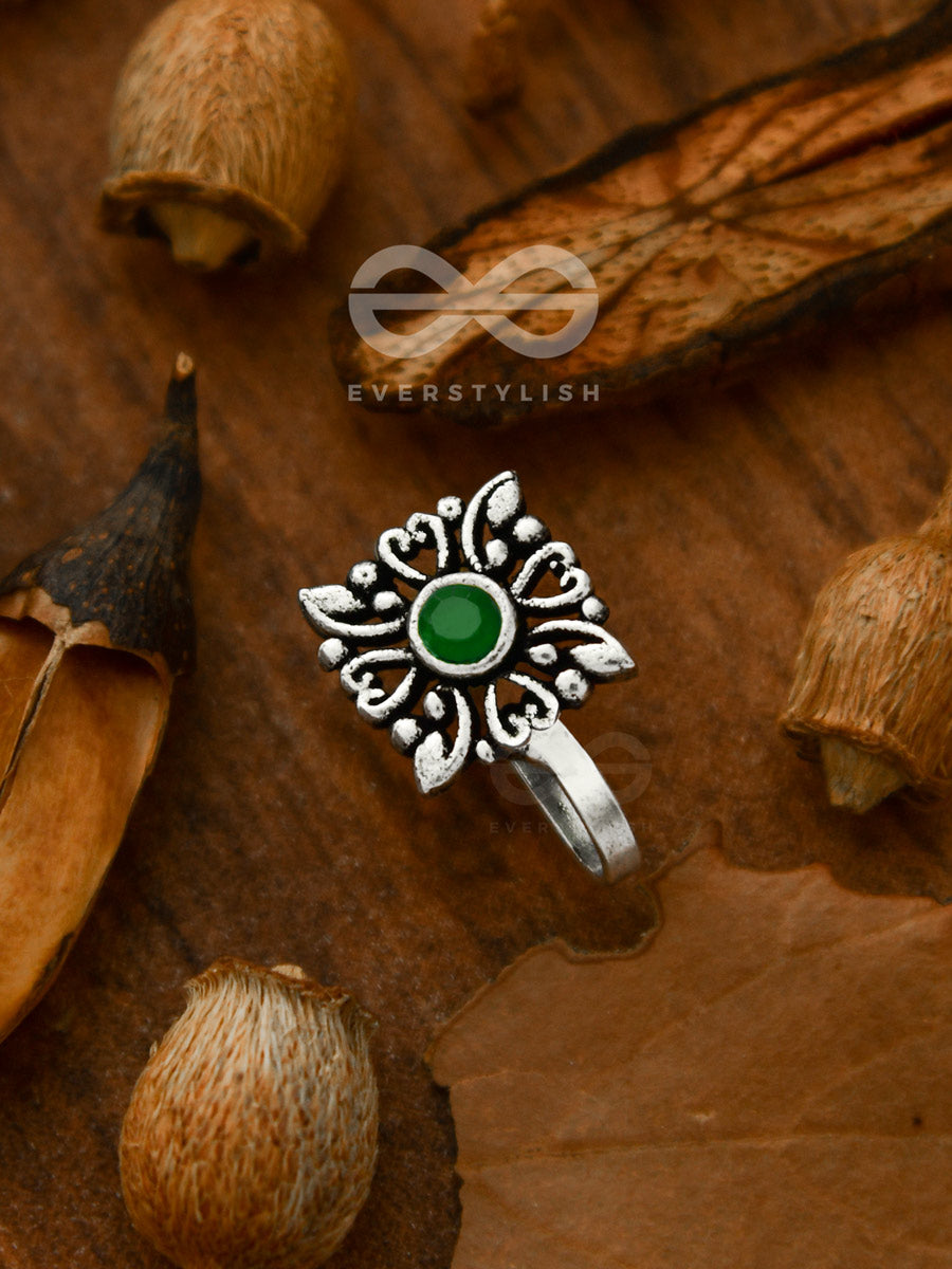 The Geometric Motifs - Intricate Non Pierced Nose-Pin (Emerald Green)