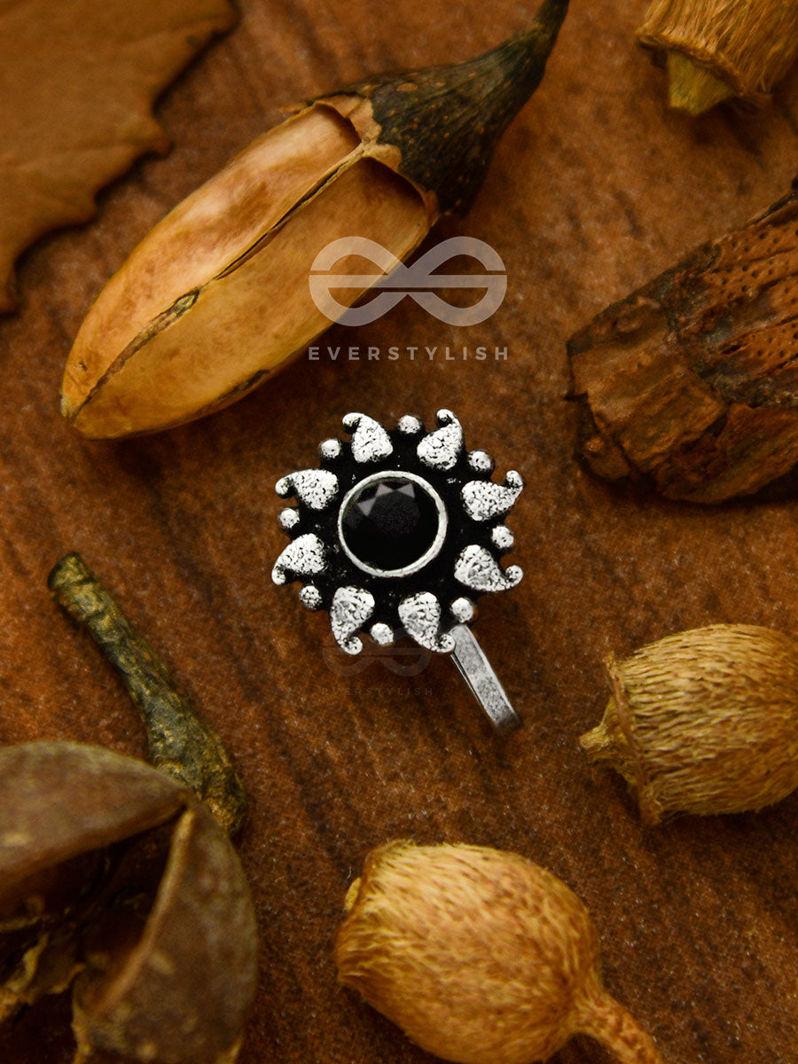 The Paisley Sun - Oxidized Non-Pierced Nose-Pin (Onyx Black)