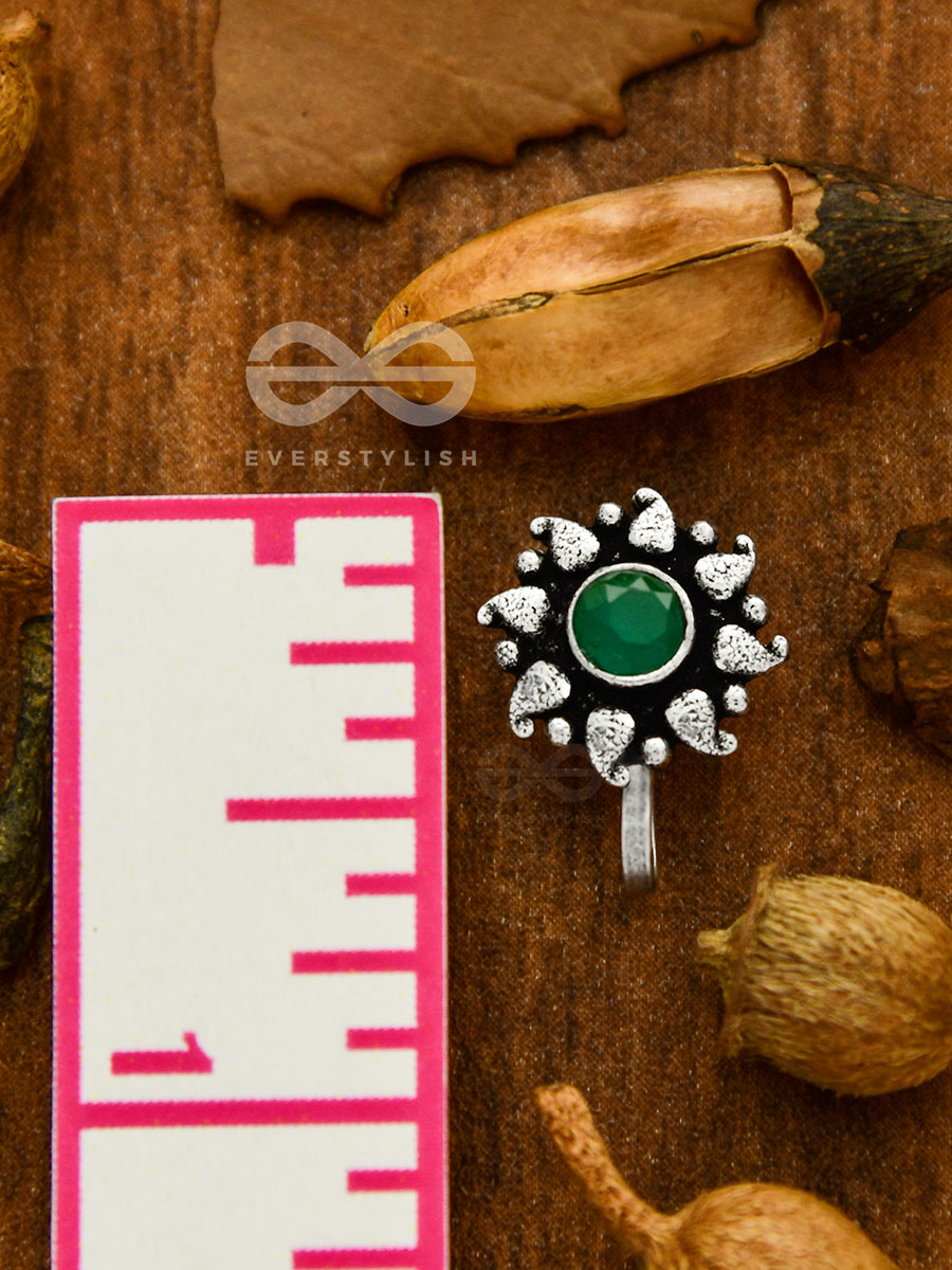 The Paisley Sun - Oxidized Non-Pierced Nose-Pin (Green)