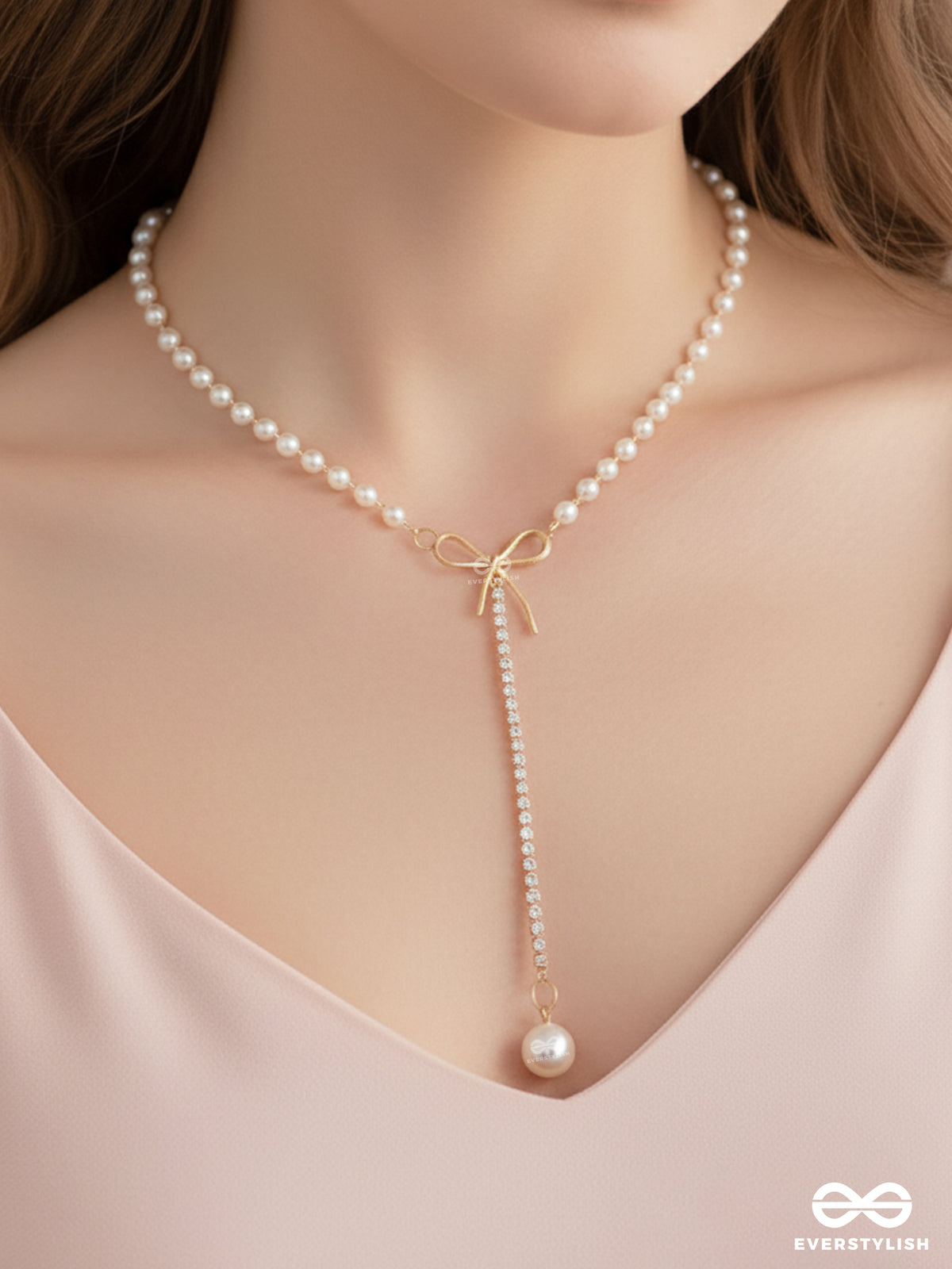 Wear Me Knot! Pearl And Bow Detailed Necklace