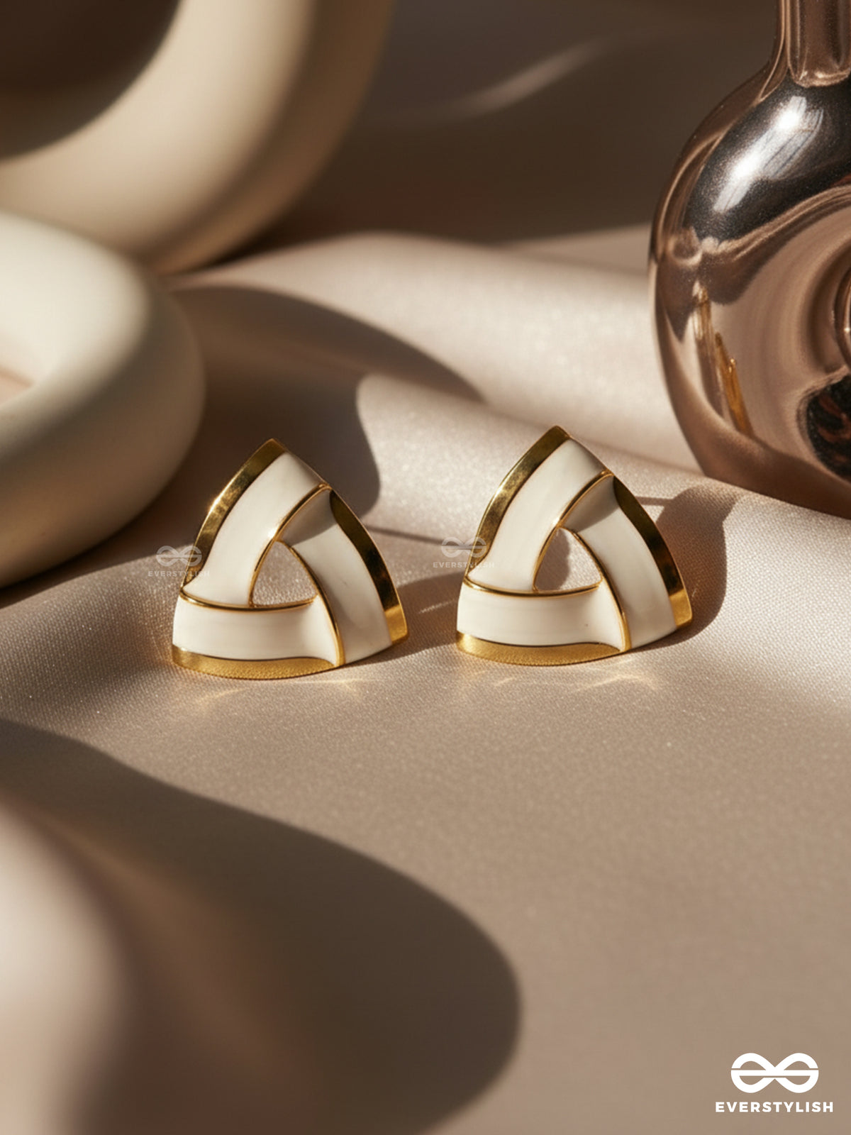 Miss Minimilist - Elegant Enamel Earrings