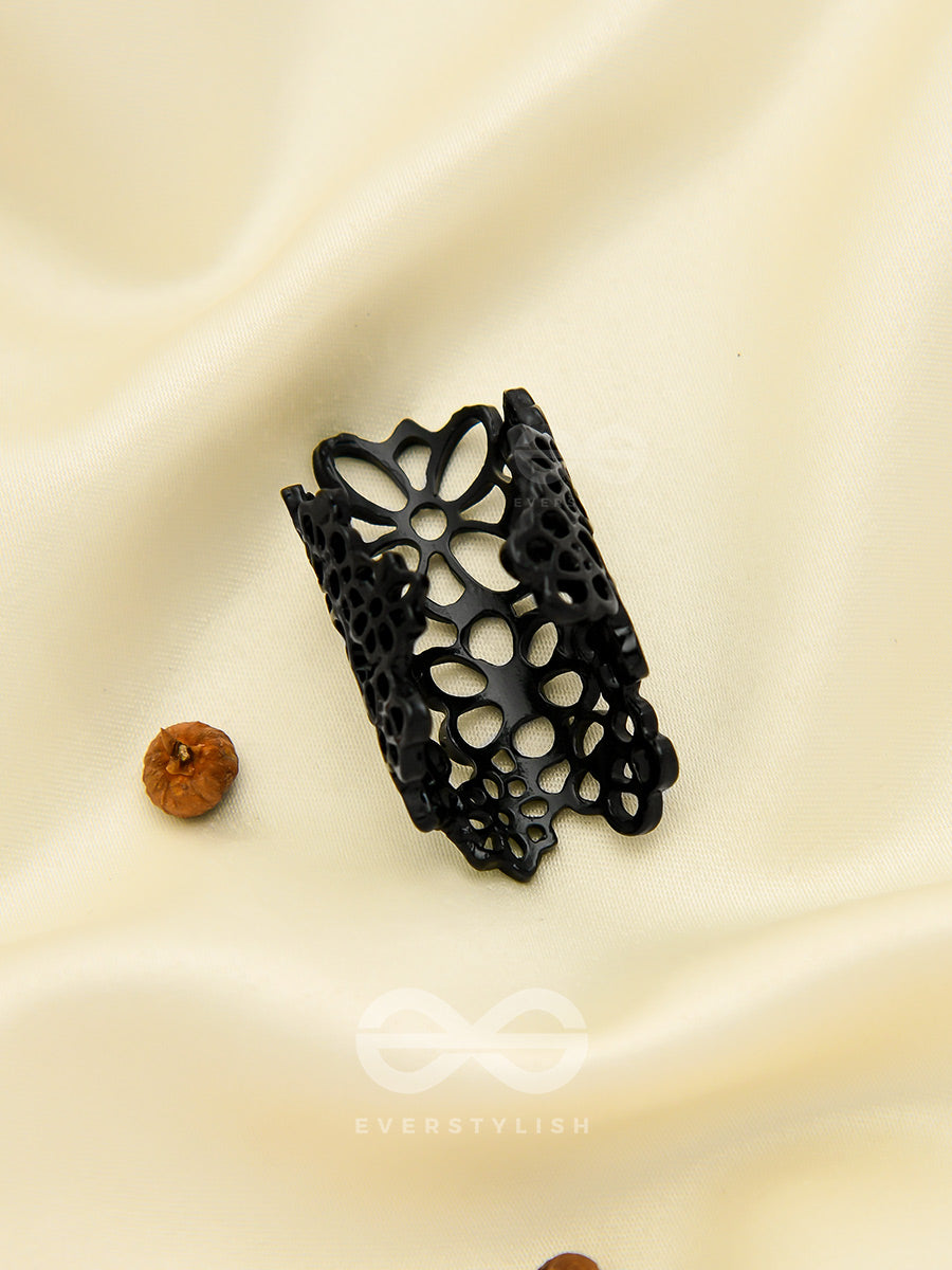 The Alluring Floral Adjustable Ring- Coal Black
