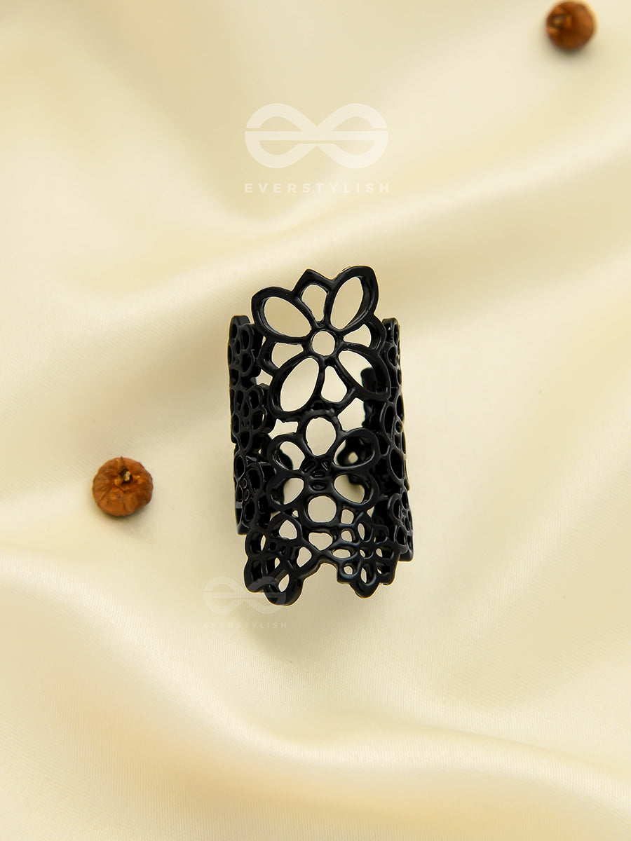 The Alluring Floral Adjustable Ring- Coal Black
