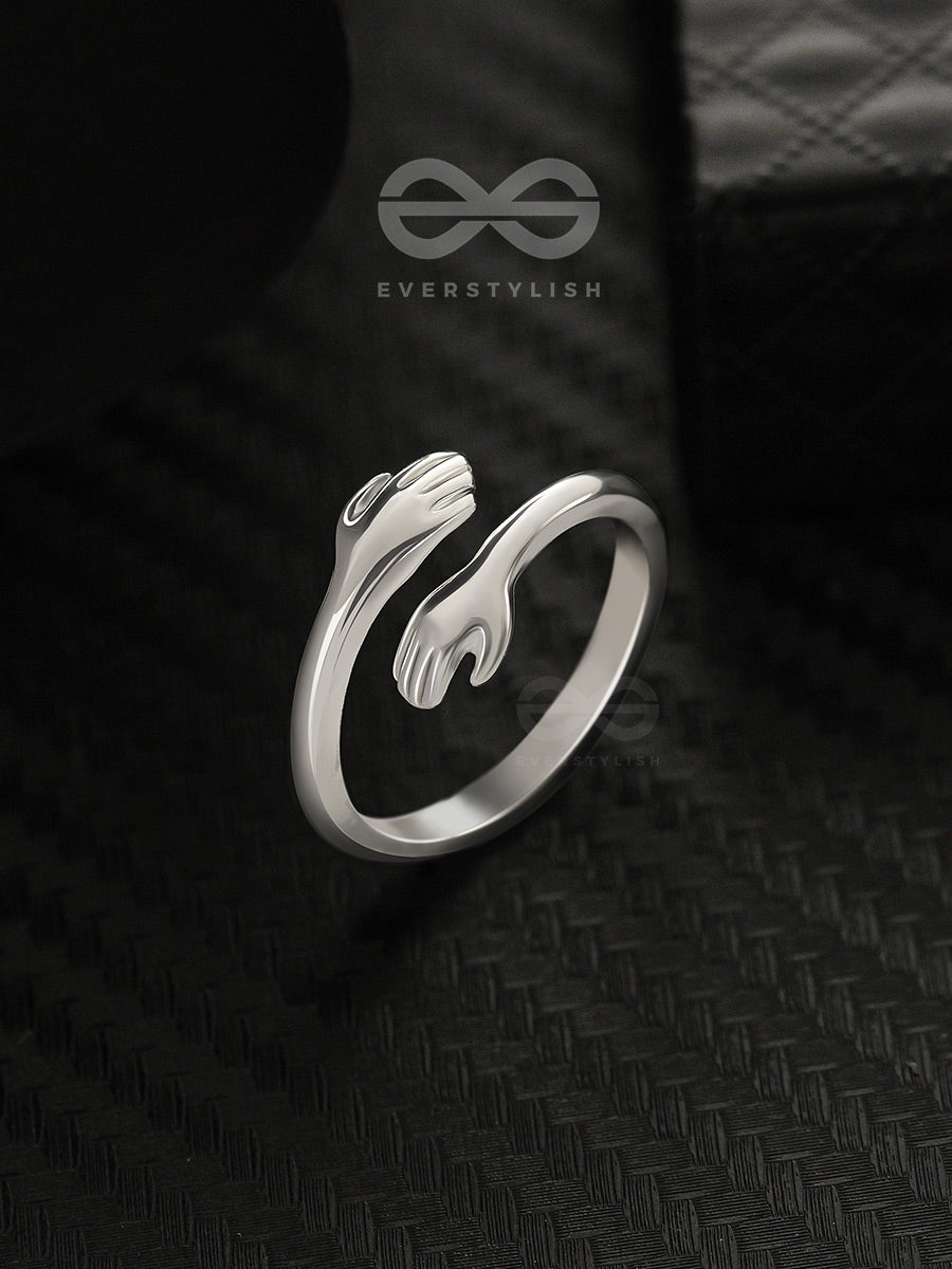 Hugs Of Affection - Casual Silver Ring