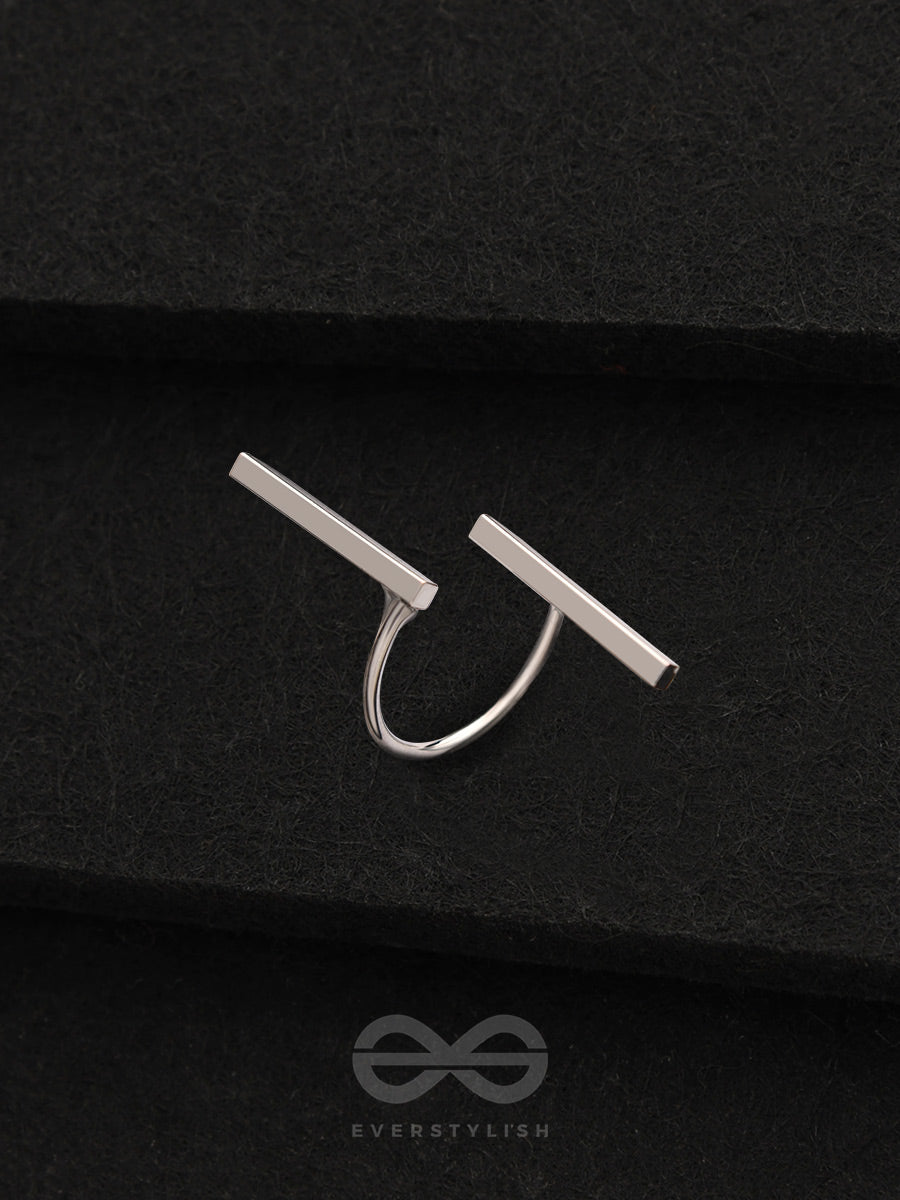 The Sassy N Classy Ring (Silver)