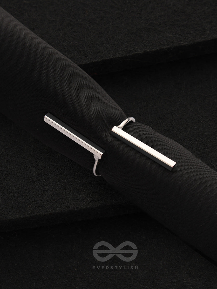 The Sassy N Classy Ring (Silver)