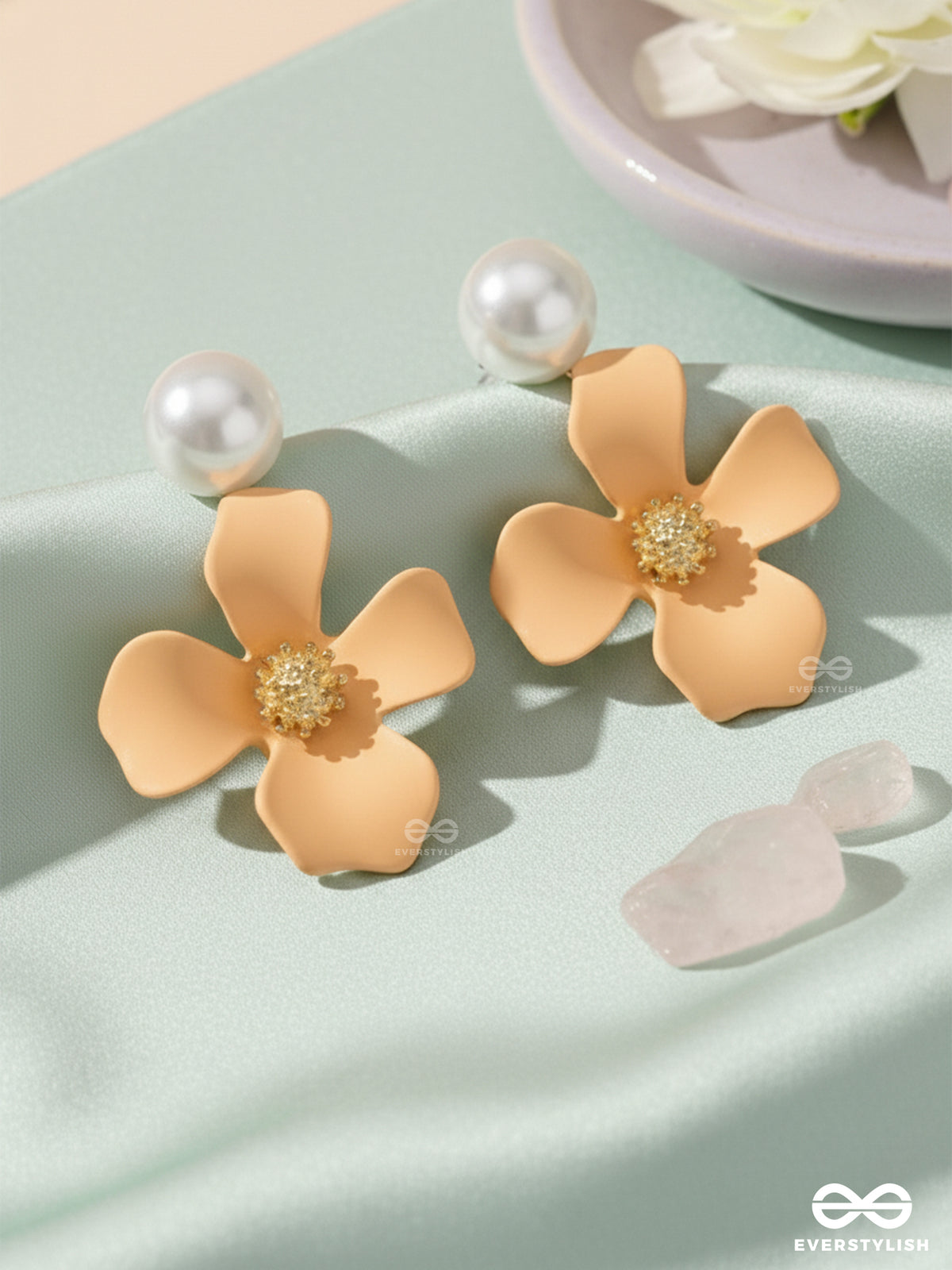 A Floral Delight Statement - Pearl Earrings
