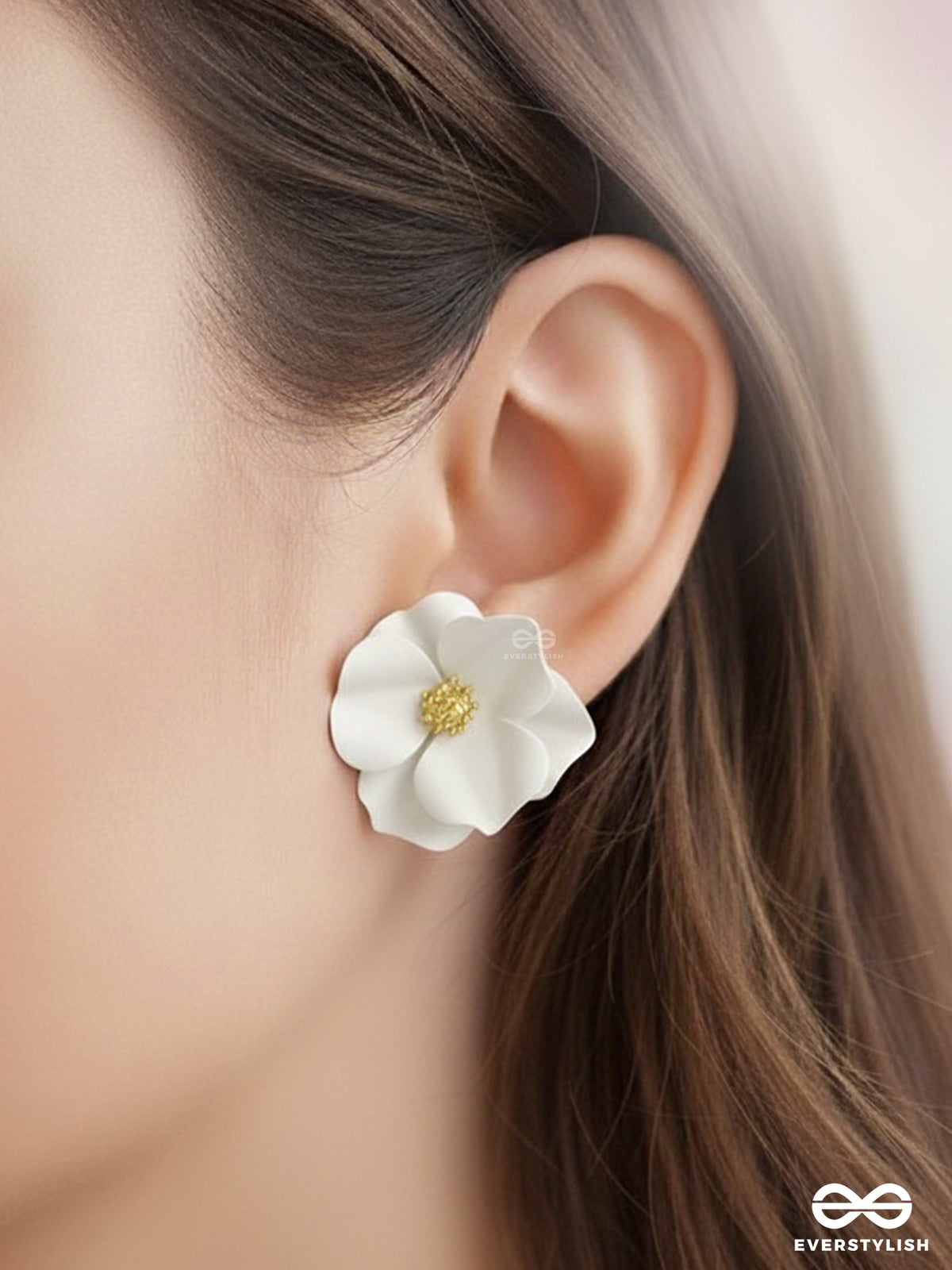 The Poised Periwinkles - Statement Floral Studs (Snow)
