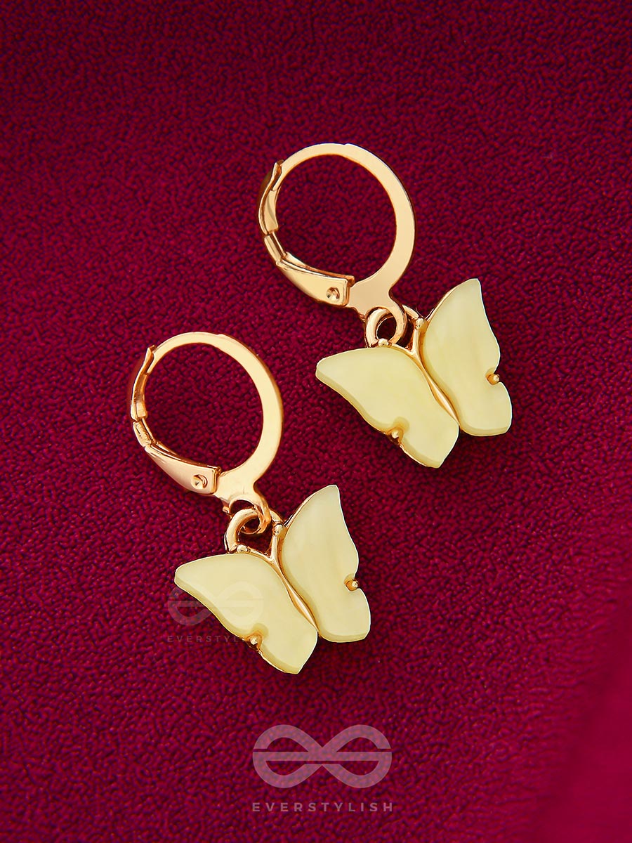 Take The Sky Like A Butterfly - Cute Golden Dangler Earrings (Light Yellow)