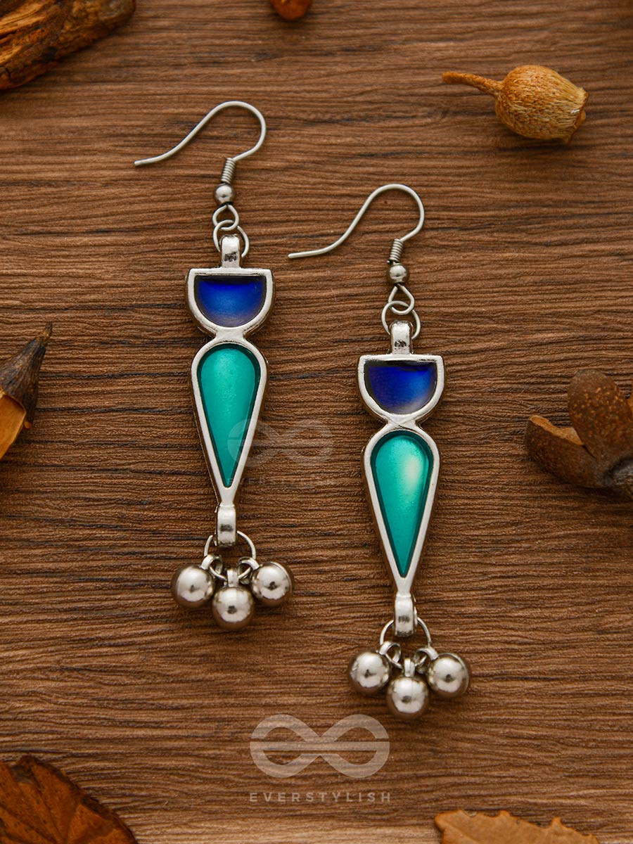 The Bohemian Jaw Droppers - Statement Set Of Meenakari Neckpiece And Earrings (Teal-Blue)