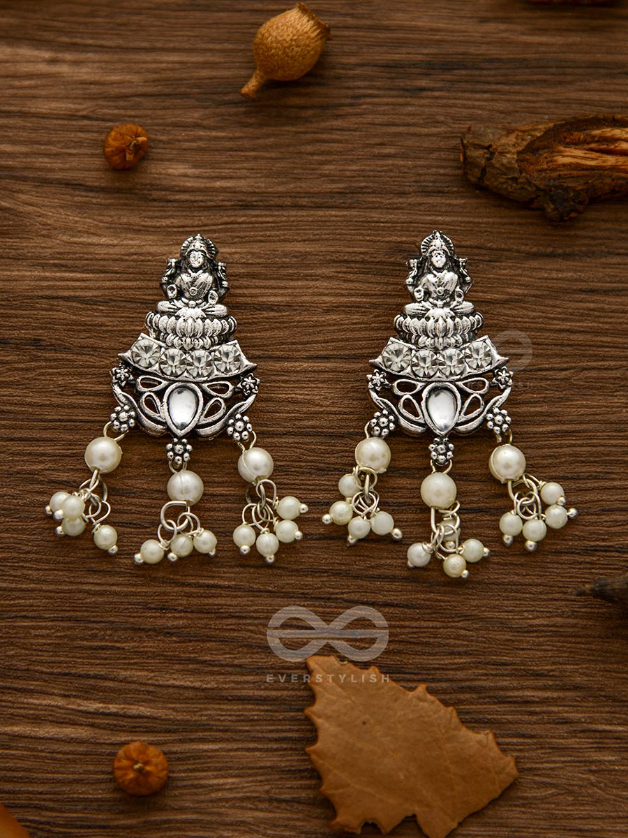 The Opulence Of Devotion- Statement Set Of Earrings And Choker