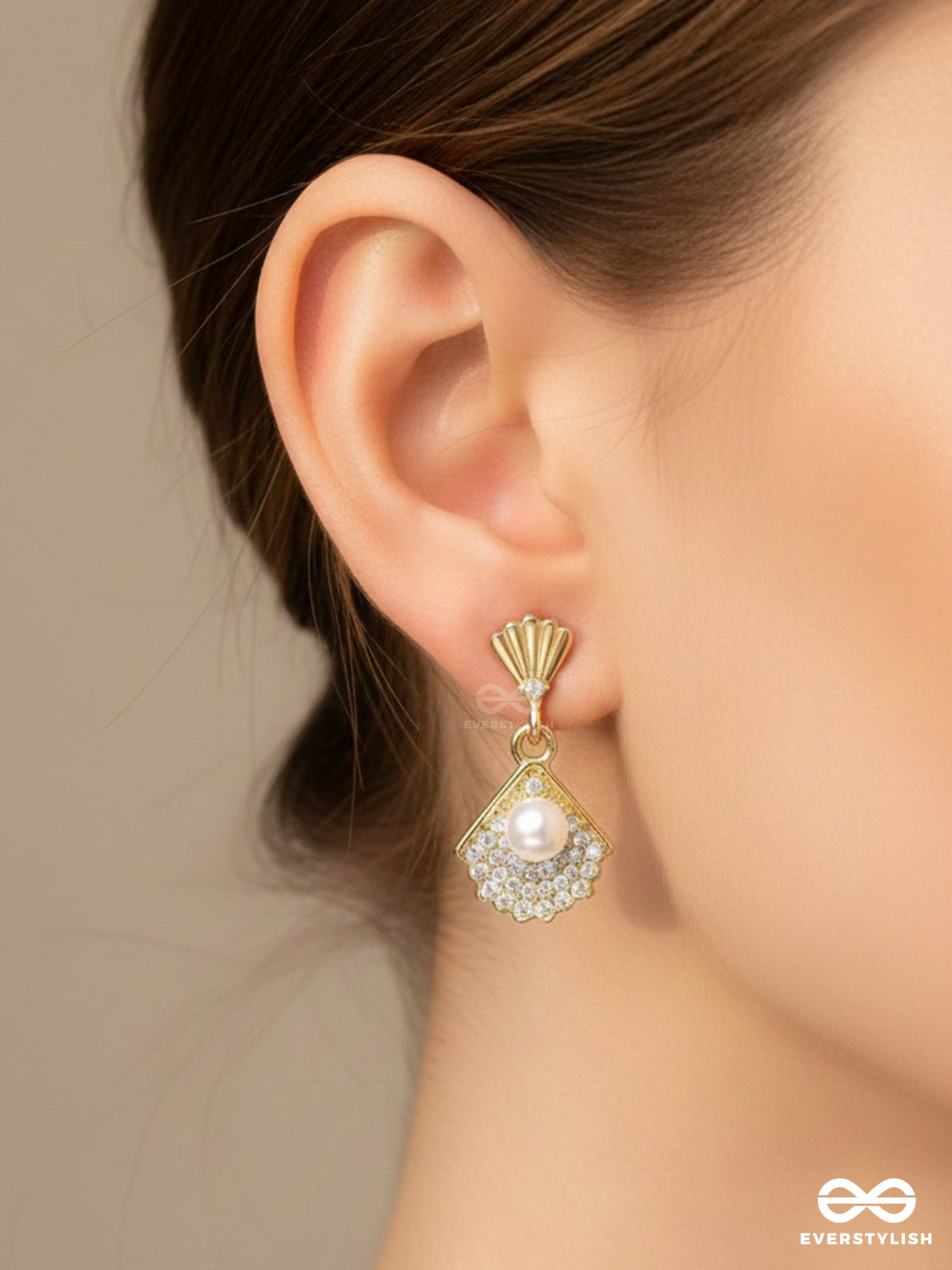 Sand N Pearl- Golden Rhinestones And Pearl Earrings