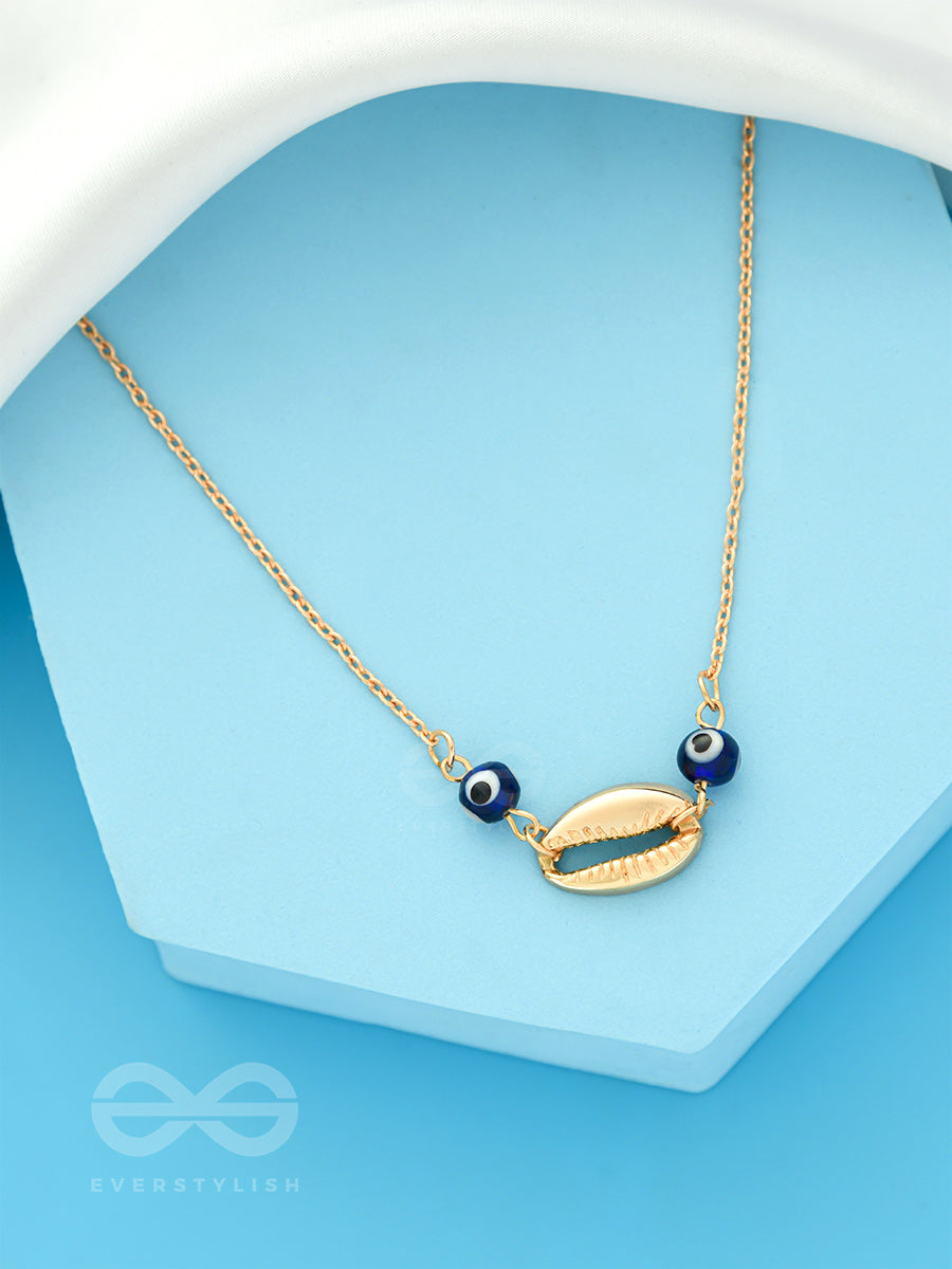 Shell-Eyed - Evil Eye Stone Golden Necklace With Anti-Tarnish Coating