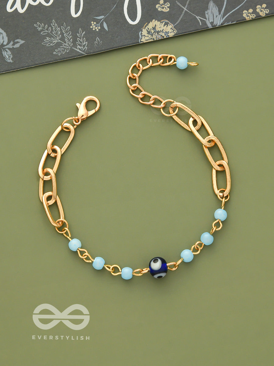 Star Of The Show- Evil Eye Stone & Beads Studded Golden Bracelet