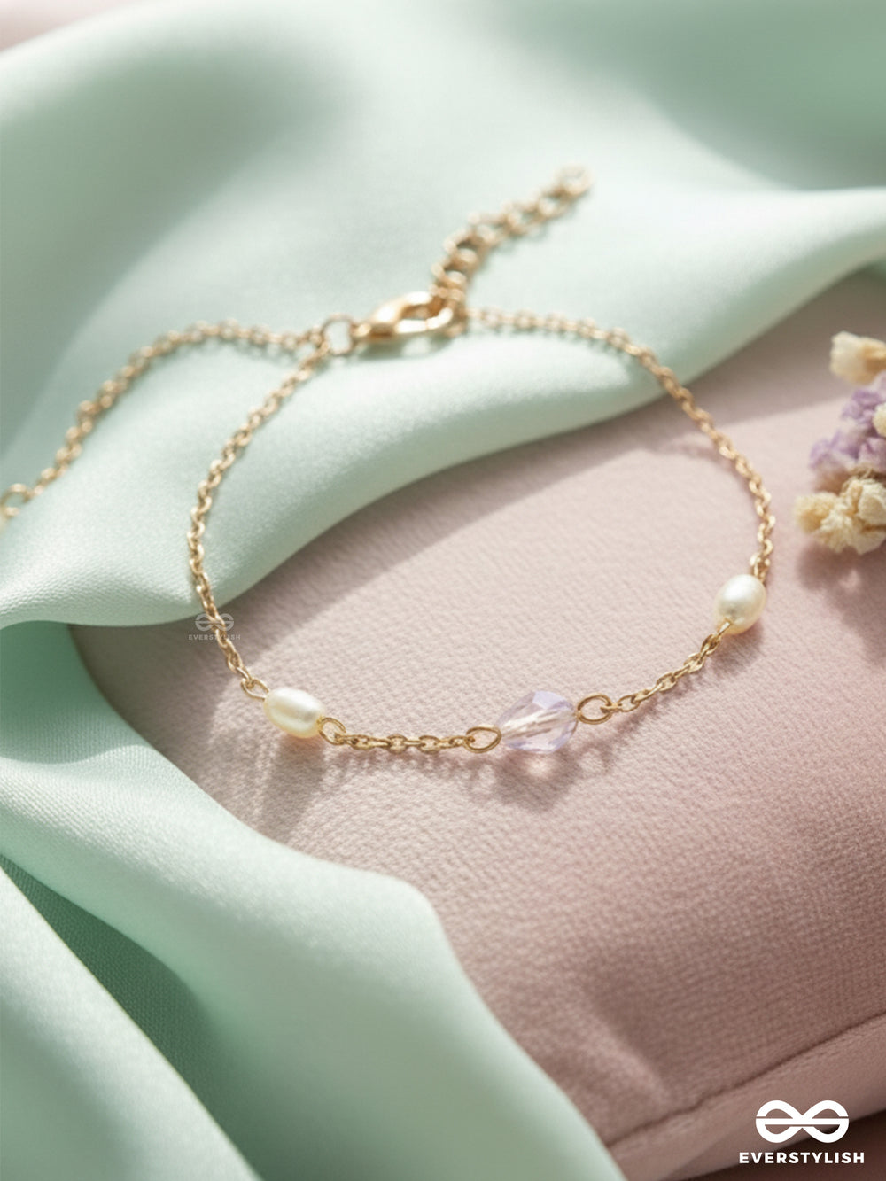 The Sunlit Beach- Pearls And Crystal Studded Golden Bracelet