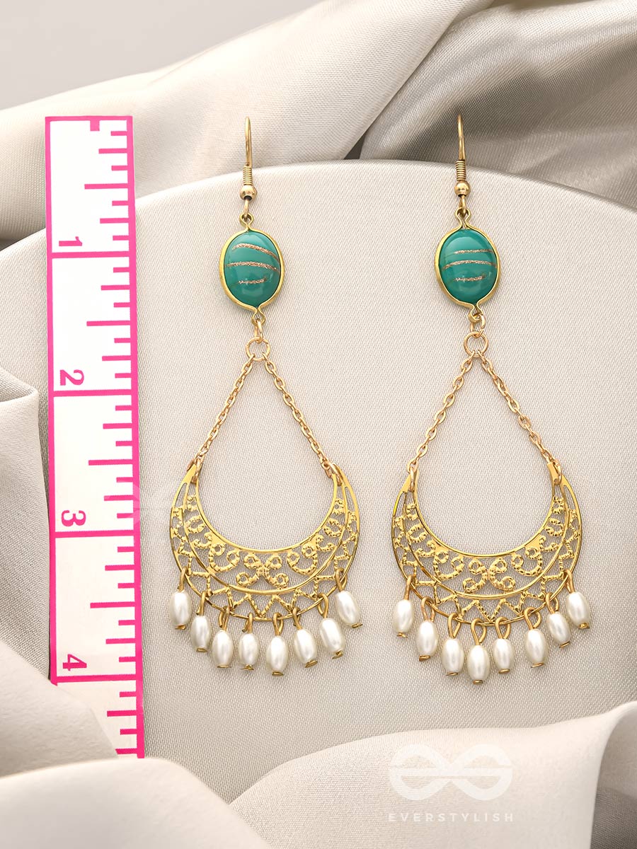 Over The Moon- Golden Stone And Pearls Earrings