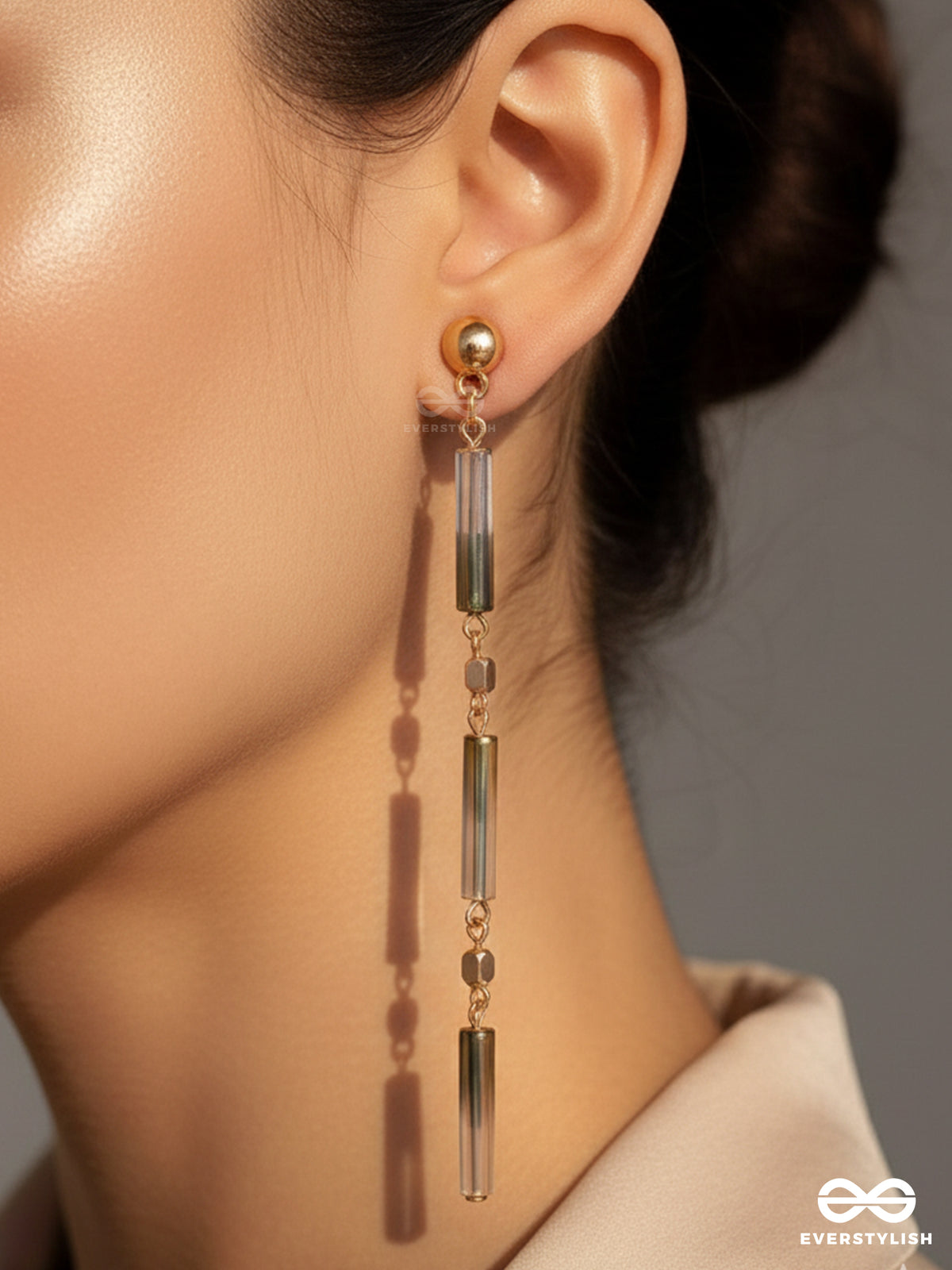 Day In, Day Out-Golden Resin Earrings (Ivory White And Lead Black)