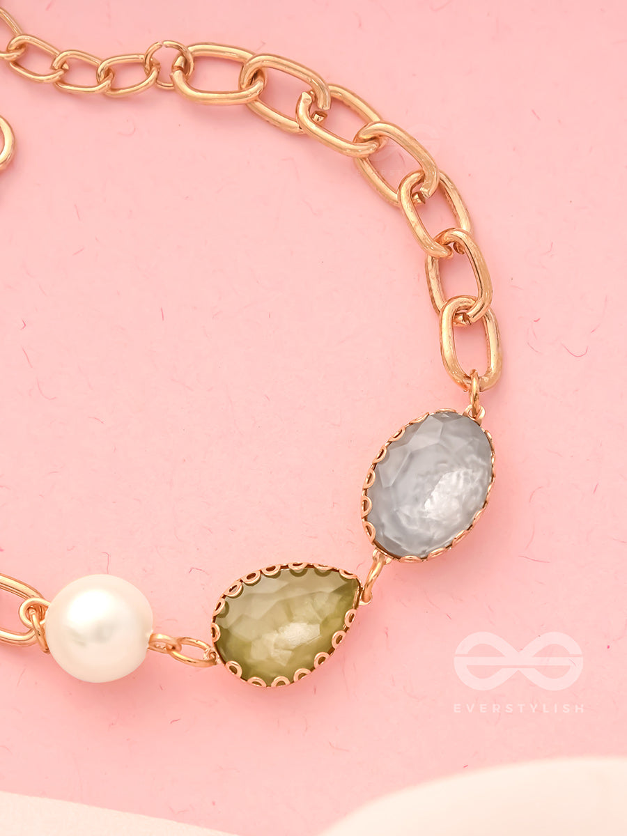 Ocean In Nutshell- Golden Embellished Bracelet