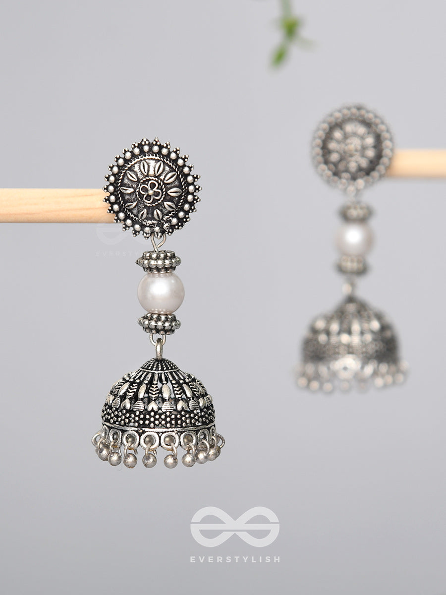 Shadow Of Sun- Oxidised Pearl Earrings