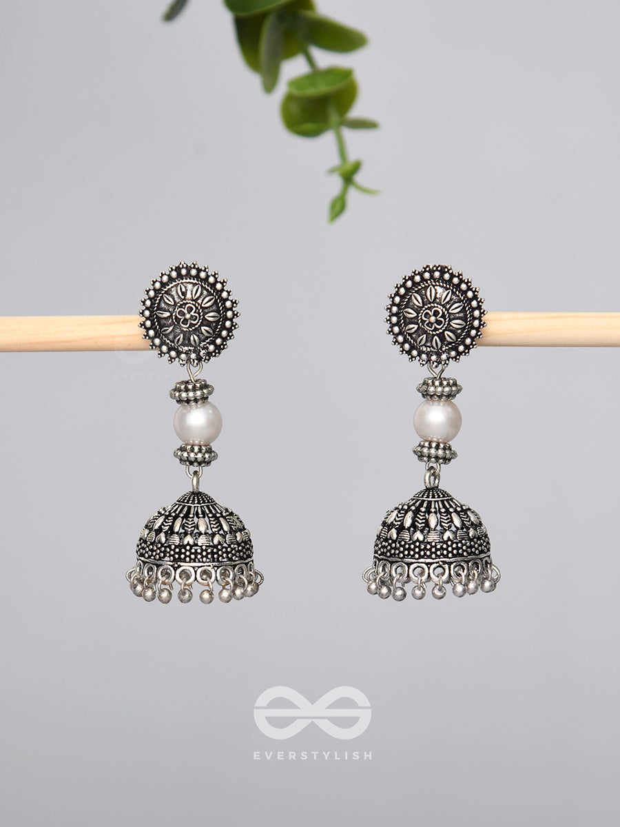 Shadow Of Sun- Oxidised Pearl Earrings