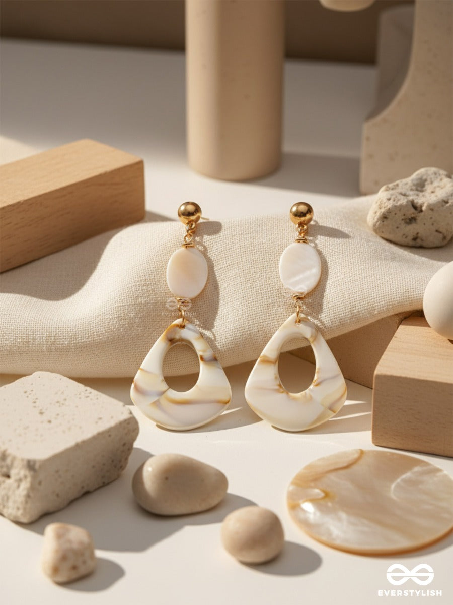 The Seashell Heart- Golden Embellished Sandstone Earrings