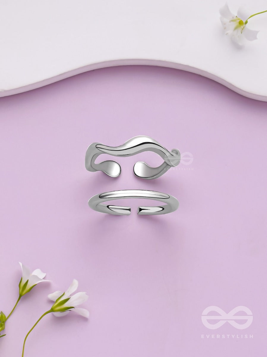 The Moonlit Trails- Silver Set Of Two Rings