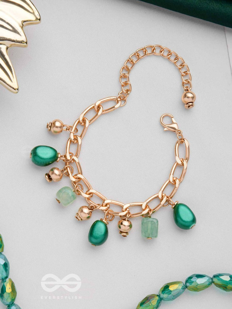 The Vibrant Vineyard - Golden Bold Bracelet