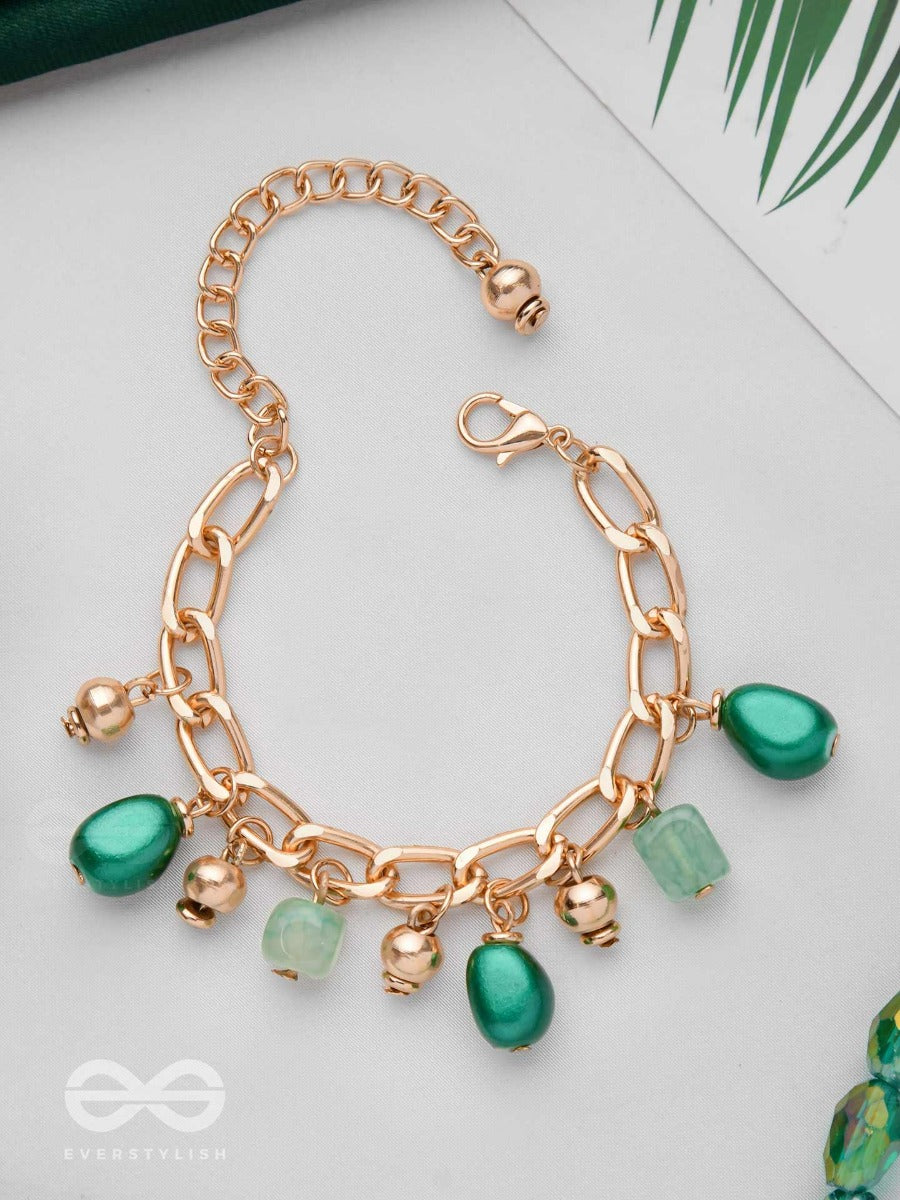The Vibrant Vineyard - Golden Bold Bracelet