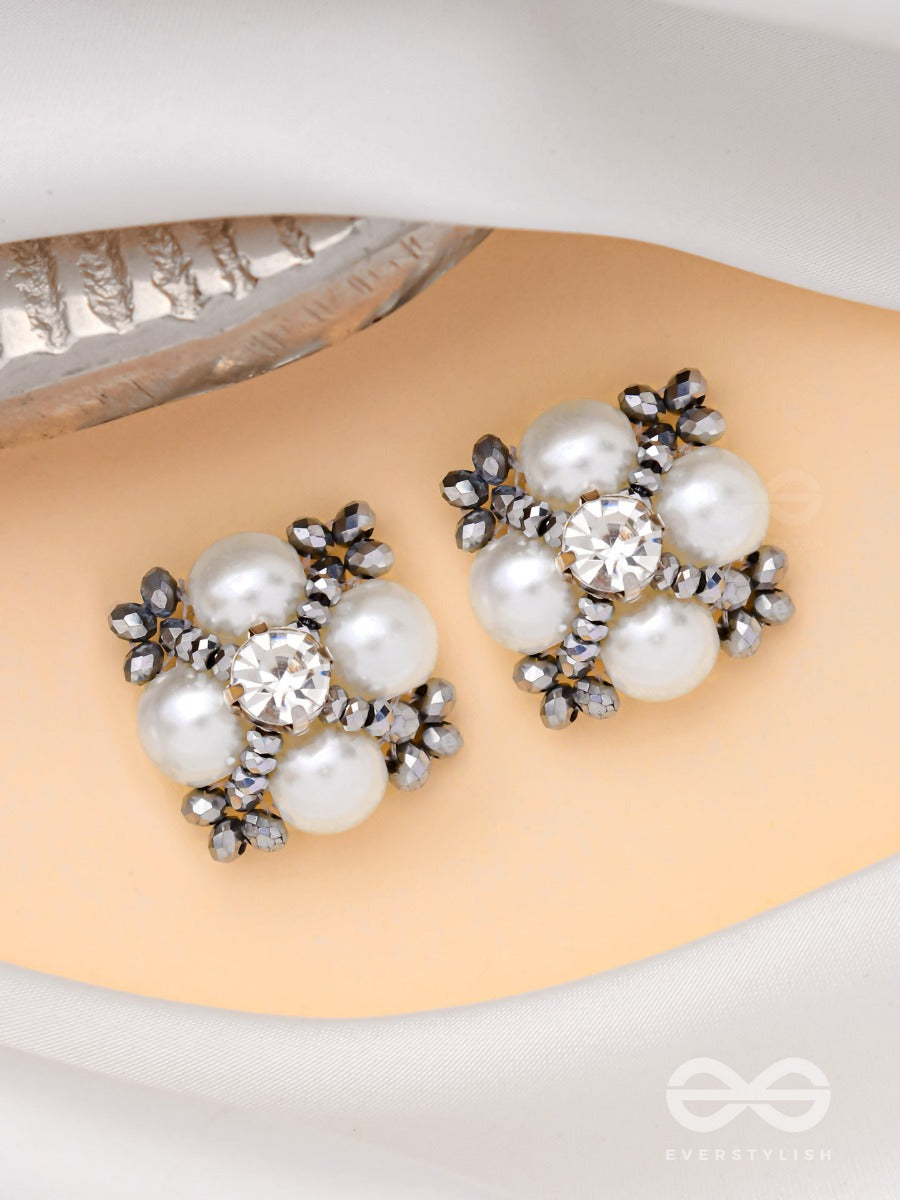 The Royal Frost - Stone & Pearl Studs