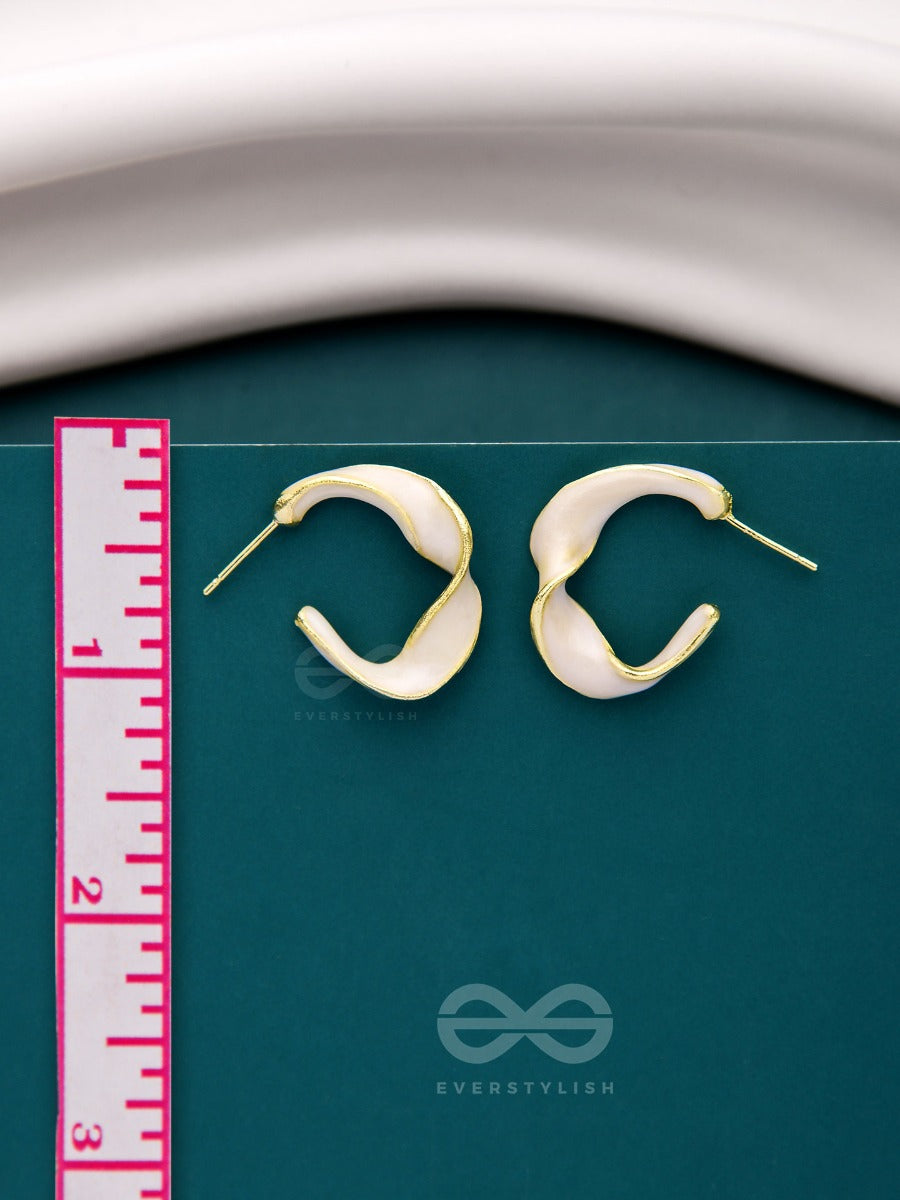 Ebb And Flow - Enamelled Twisted Studs (White)