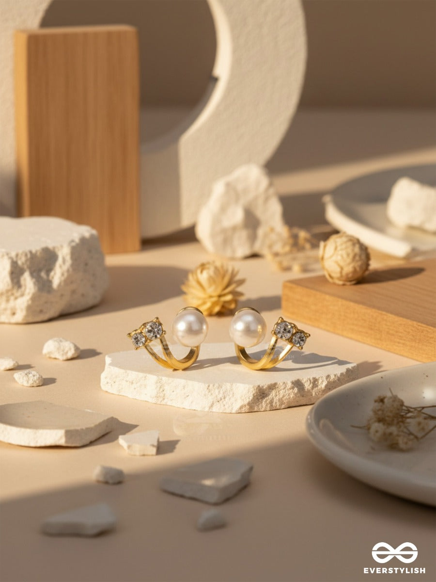 A Blinging Pearl - Golden Studs