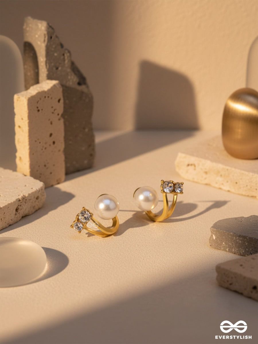 A Blinging Pearl - Golden Studs