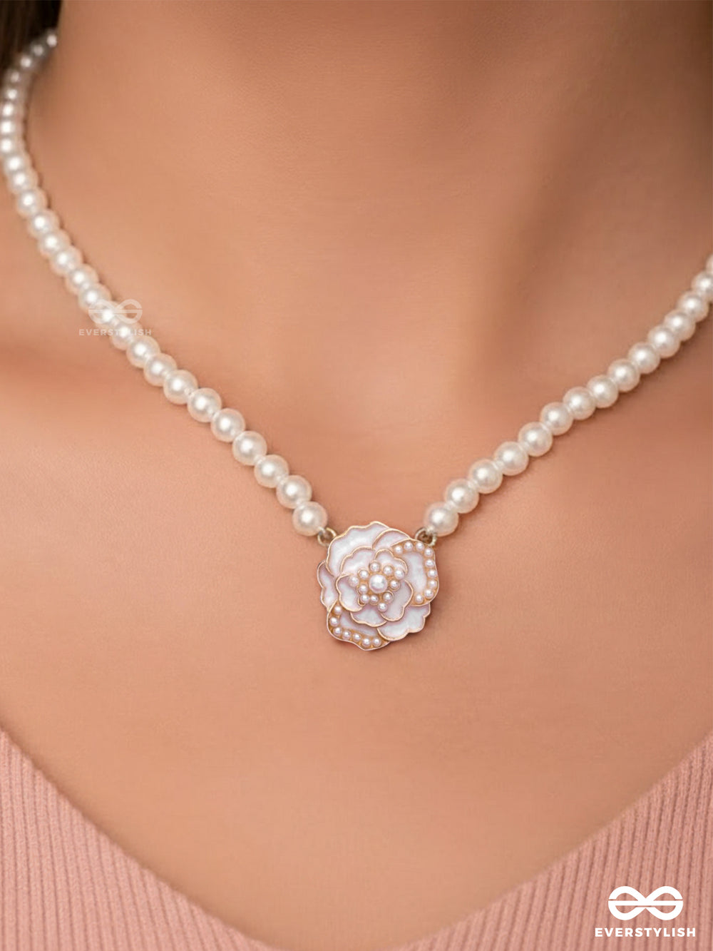 A Glistening White Peony - Golden Pearl Neckpiece