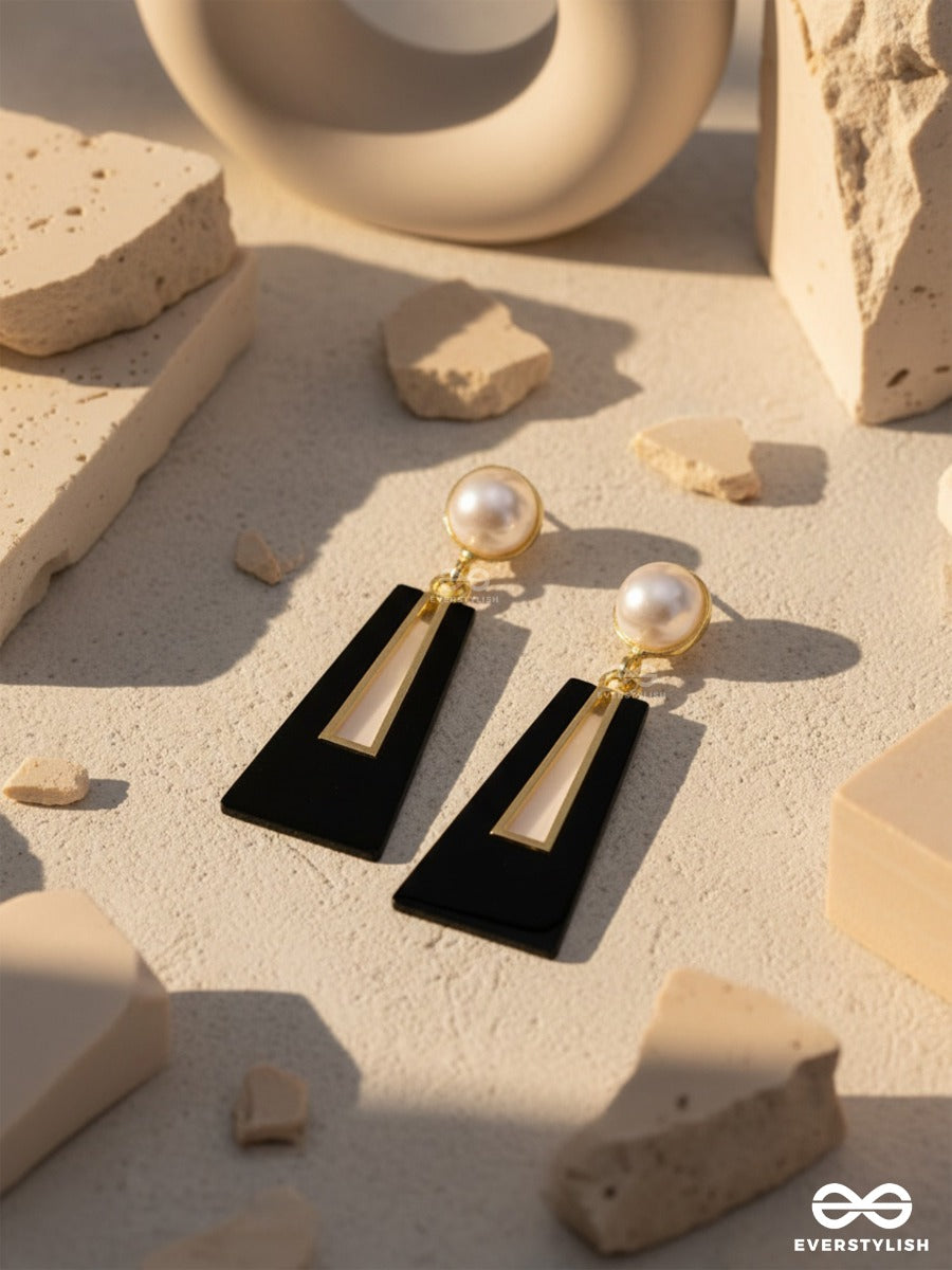 A Sass A Day - Black & Golden Drop Earrings