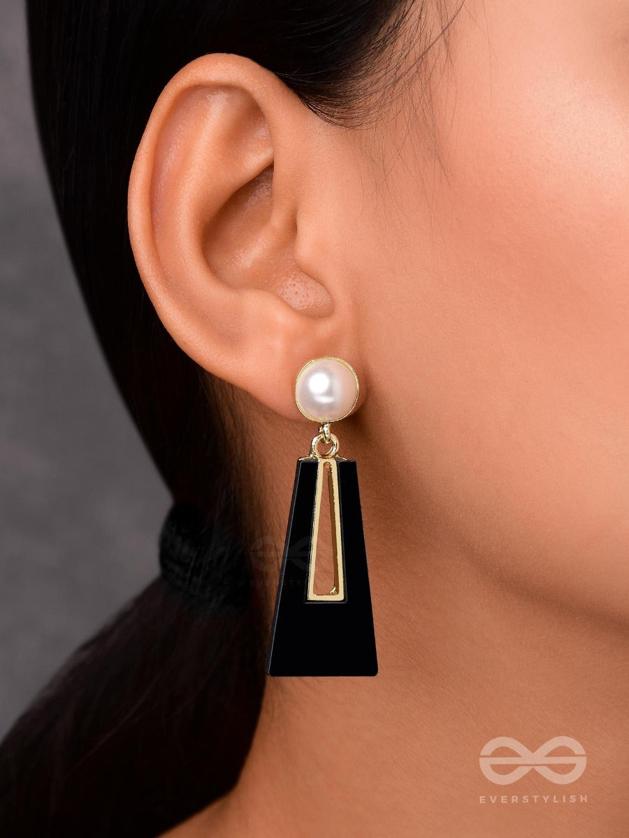 A Sass A Day - Black & Golden Drop Earrings