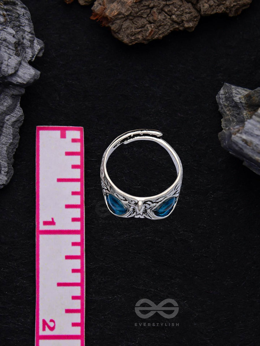 A Know-It-Owl - Blue Eyed Silver Ring