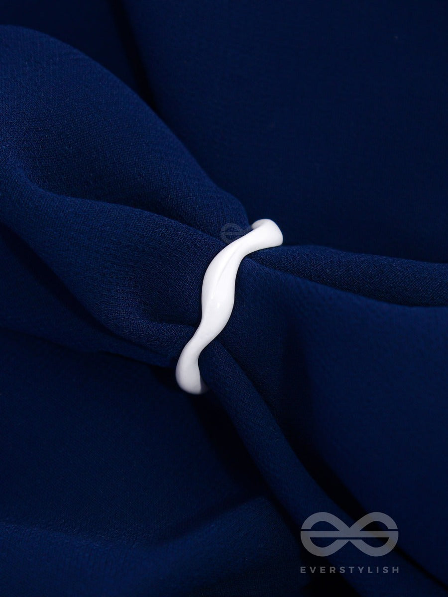 Ivory Curves -White Adjustable Acrylic Ring
