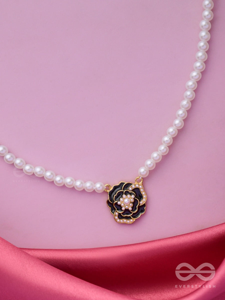 A Glistening Black Peony - Golden Pearl Neckpiece