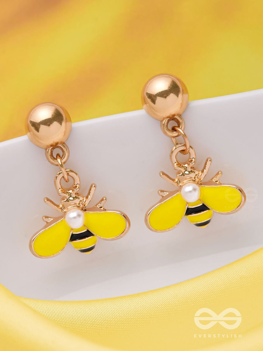 The Buzzin Bee - Cute Drop Earrings