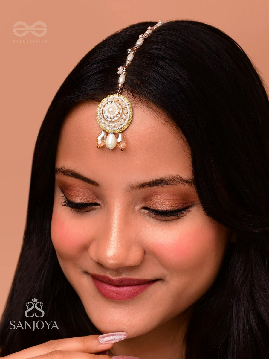 Aatipiya - A Sunny Paradise - Pearls And Glass Beads Embroidered Maangtika